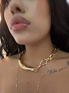 MystiqueXXX live sex cam