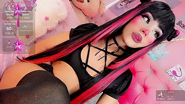 Cute_Roxxy live sex cam