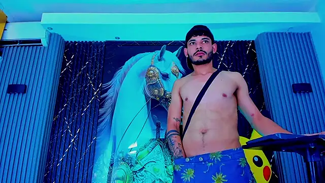 The_Gods_In_Diamonds's cam snapshot