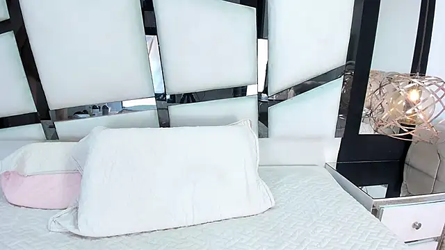 AriannaRussell_'s cam snapshot