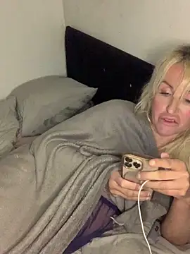 modeljadeelee's cam snapshot