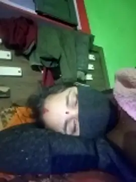 Am_jooli's cam snapshot