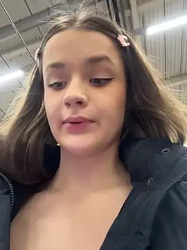 KittyQueeny's cam snapshot