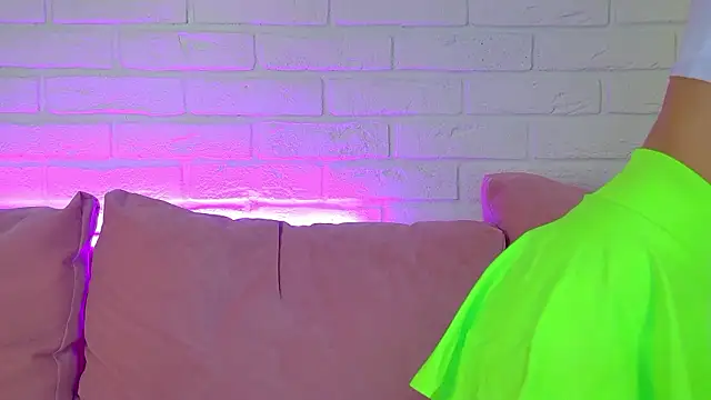 VanessaVienne's cam snapshot