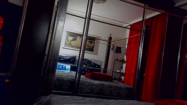 LadyMaxime511's cam snapshot