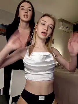 MelissaPinkiss's cam snapshot