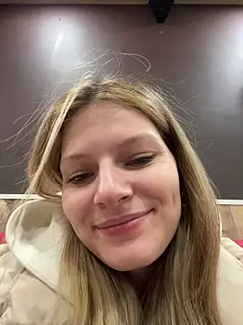 MaryHiggins's cam snapshot