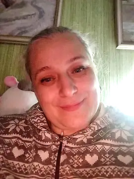 NyushaLollipop's cam snapshot