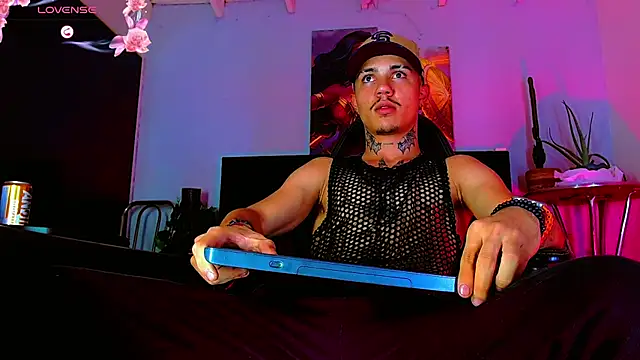 HannibalLester live sex cam