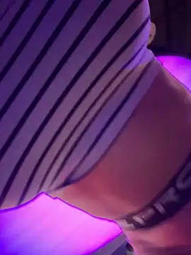 F3ckd0lllucy's cam snapshot