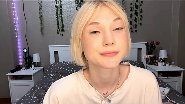 LlsabethHaze's cam snapshot