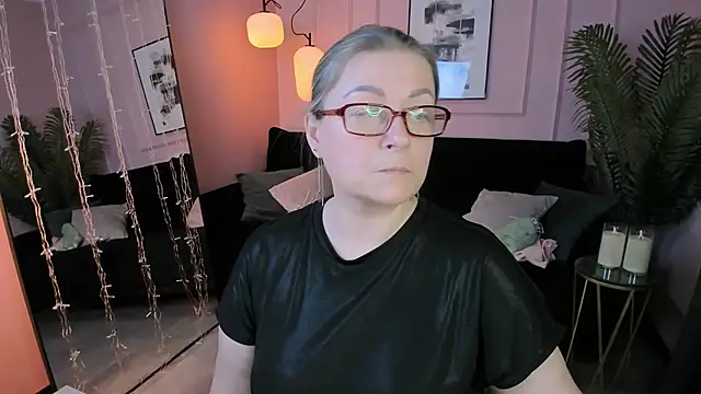 AlexandraKind's cam snapshot