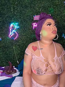 RenaThickAss live sex cam