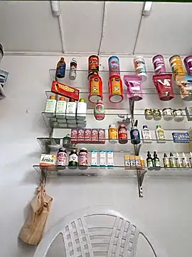 roxanasexy2025 live sex cam