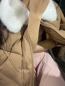 Mina048's cam snapshot