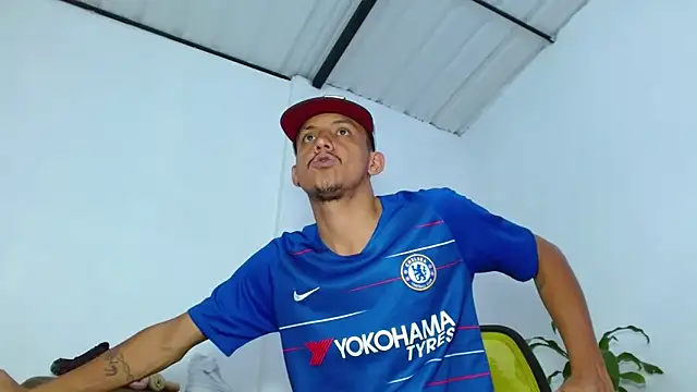 skinny23cm live sex cam