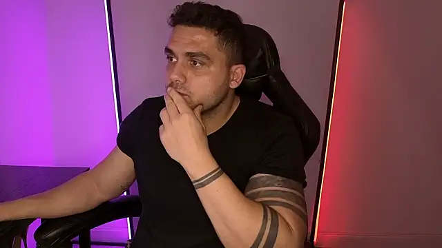 Danielbateson live sex cam