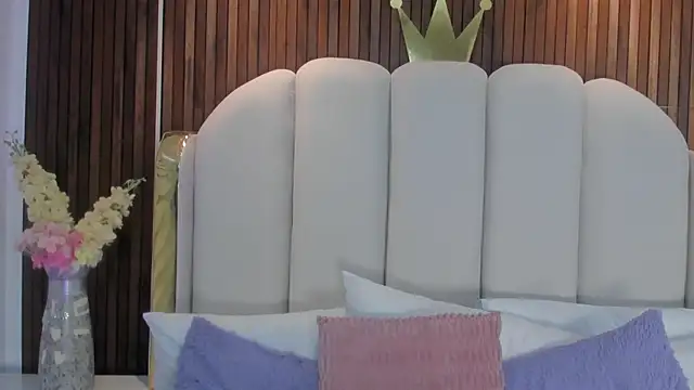 Megaan_Foxy live sex cam