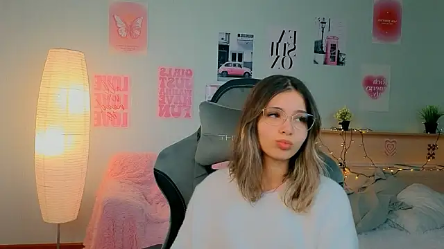 dinnerwithflowers live sex cam