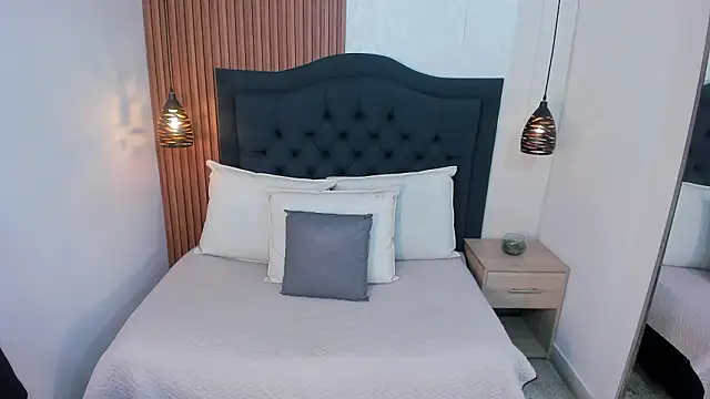 Hisoka_011 live sex cam