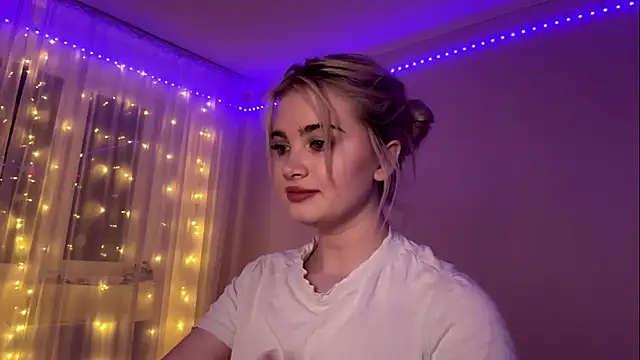 KariJarecke's cam snapshot