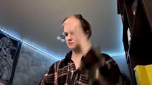 CutieGoga's cam snapshot