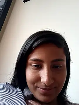 Vera_Luna_'s cam snapshot