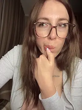 MommmyYummy live sex cam