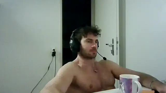 alpha-hunk live sex cam