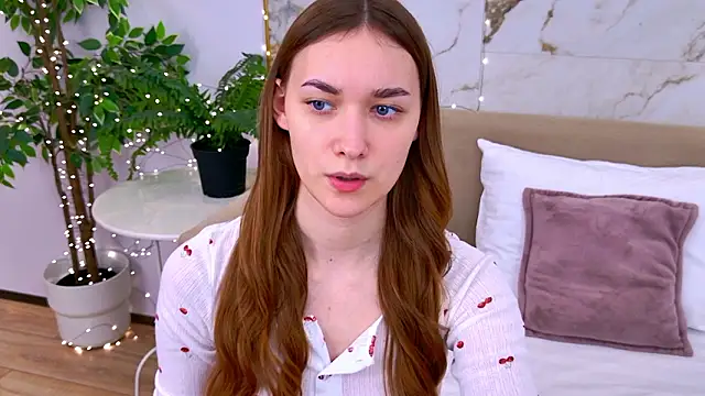 AmadaReine's cam snapshot