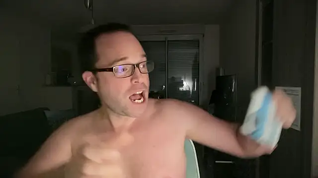 Jujupsy31 live sex cam