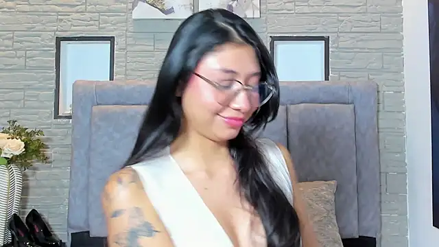 LanaRouse's cam snapshot