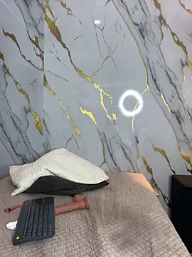 celeste818's cam snapshot