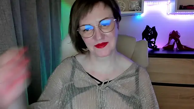 feliziaDesire's cam snapshot