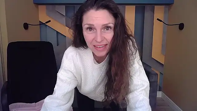 EllaLong's cam snapshot