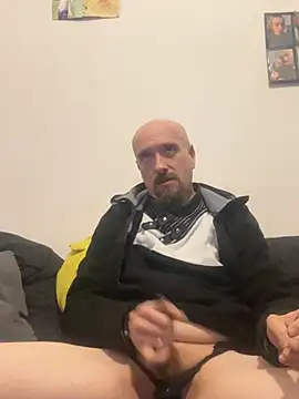 branleurbidu90's cam snapshot