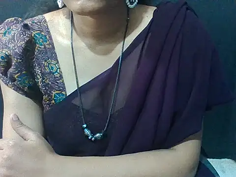 Thilothama_Vaishu's cam snapshot