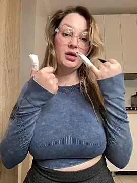 Teya_moon_'s cam snapshot