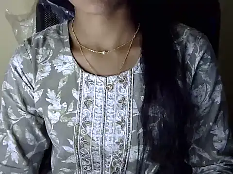 Khushi_v's cam snapshot