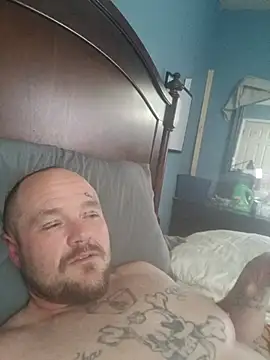 Capthookfugood's cam snapshot