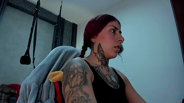 selene_red_'s cam snapshot