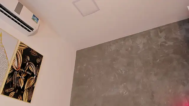 dylan_cross_ live sex cam