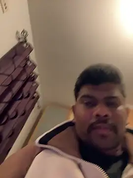 YOURCRAZYDADDY live sex cam