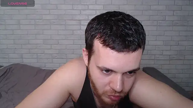 Alexxx_horny live sex cam