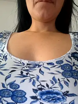 Ally-cutee's cam snapshot