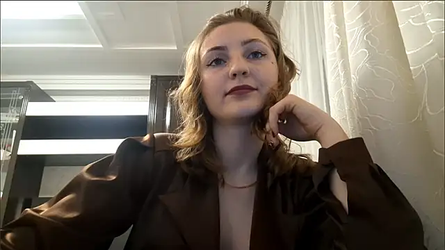 MysticSteph's cam snapshot