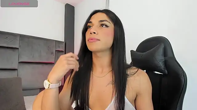 MarilynSmIith live sex cam