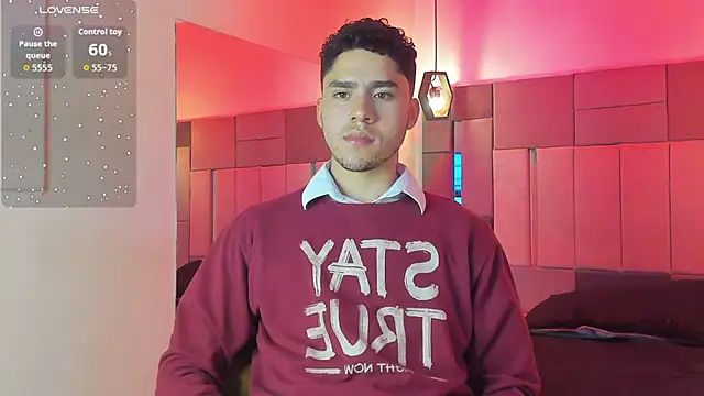 LiamNovak live sex cam