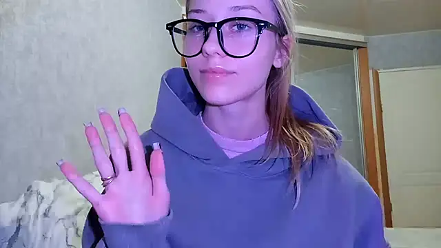 GlidedFill's cam snapshot