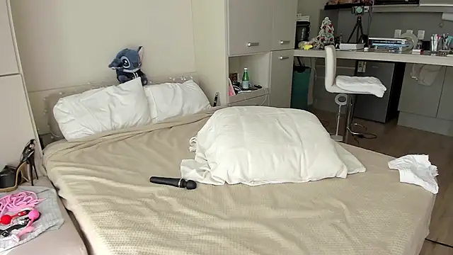 FantasticSonya's cam snapshot